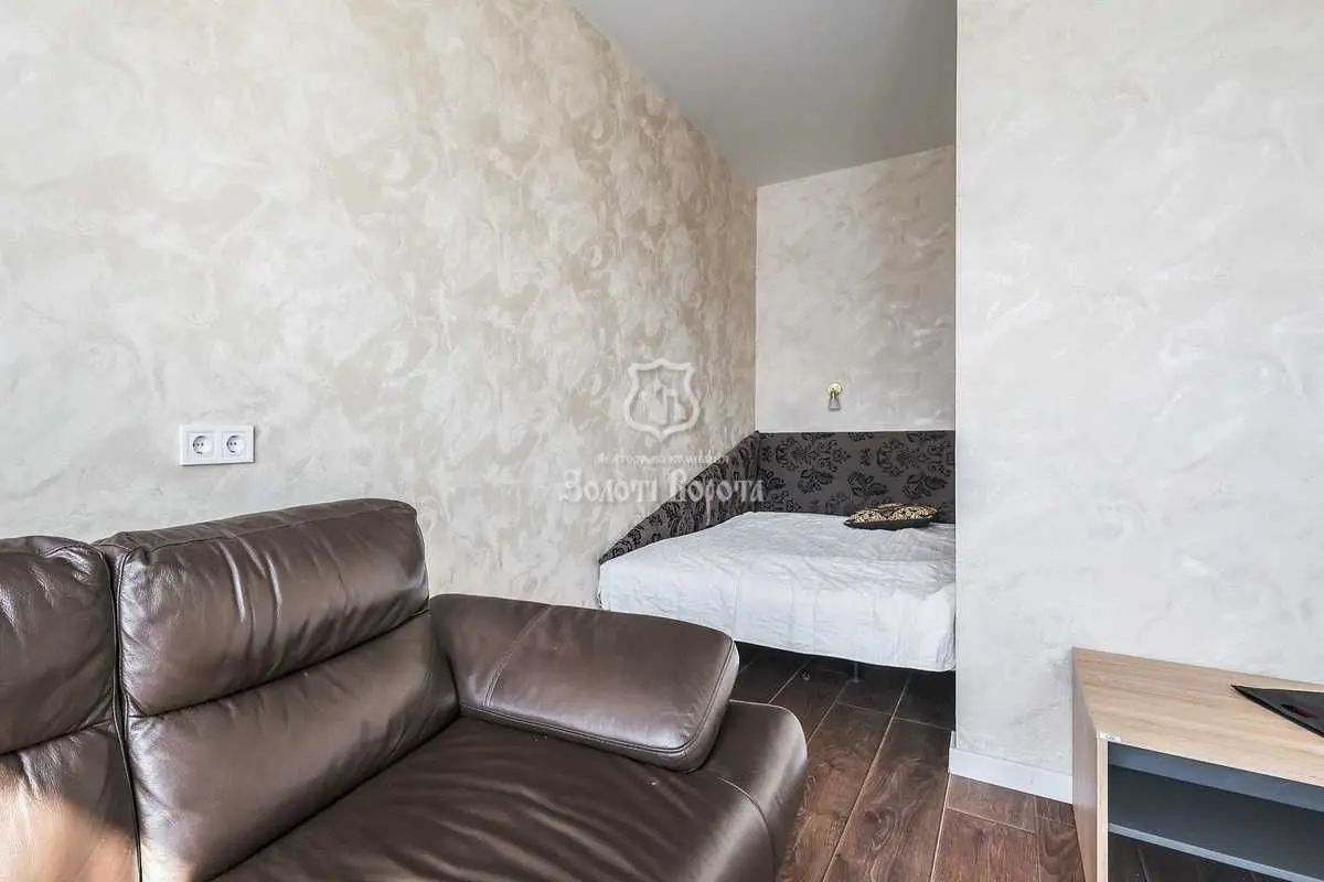 Фото Продаю 2 кімнатну квартиру, 48.5 кв. м, Глибочицька вул.  Київ, ціна: 90000 USD, код 6404