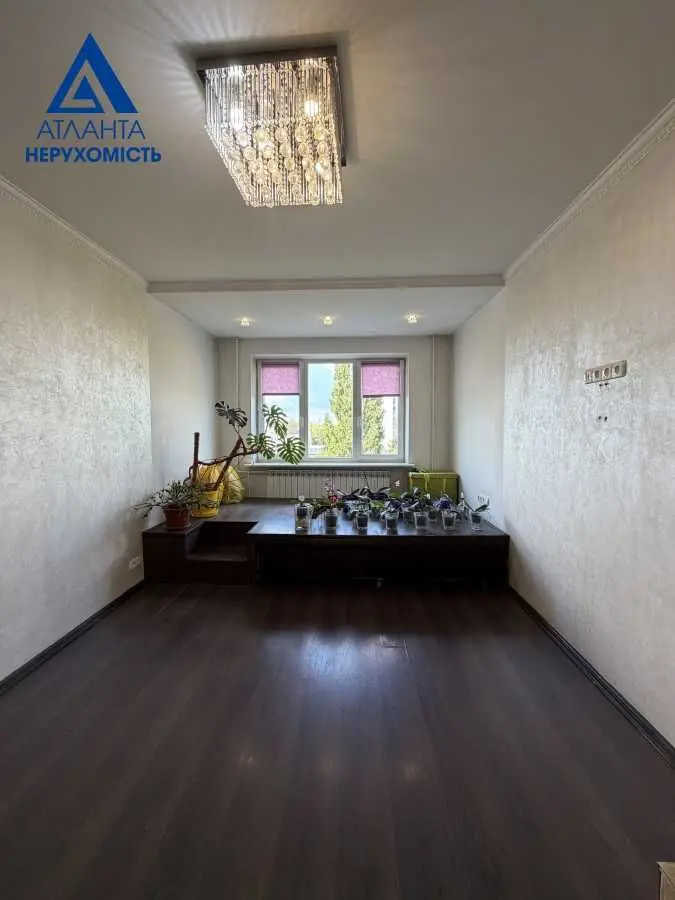 Фото Продаю 3-комнатную квартиру, 69.5 кв. м, 21 Луцк, цена: 70000 USD, код 6409