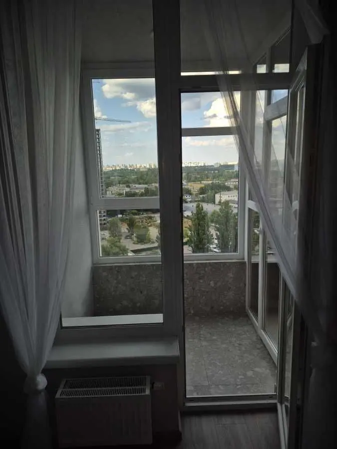 Фото Rent a 1-room apartment, Pryladnyi lane 10а Kyiv for long-term rent, price: 21000 UAH, code 6420