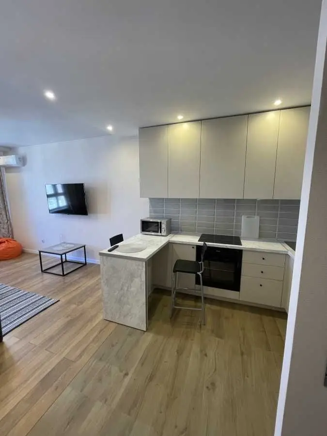 Фото Rent a 1-room apartment, Dragomanova Street 10 Kyiv for long-term rent, price: 17000 UAH, code 6422