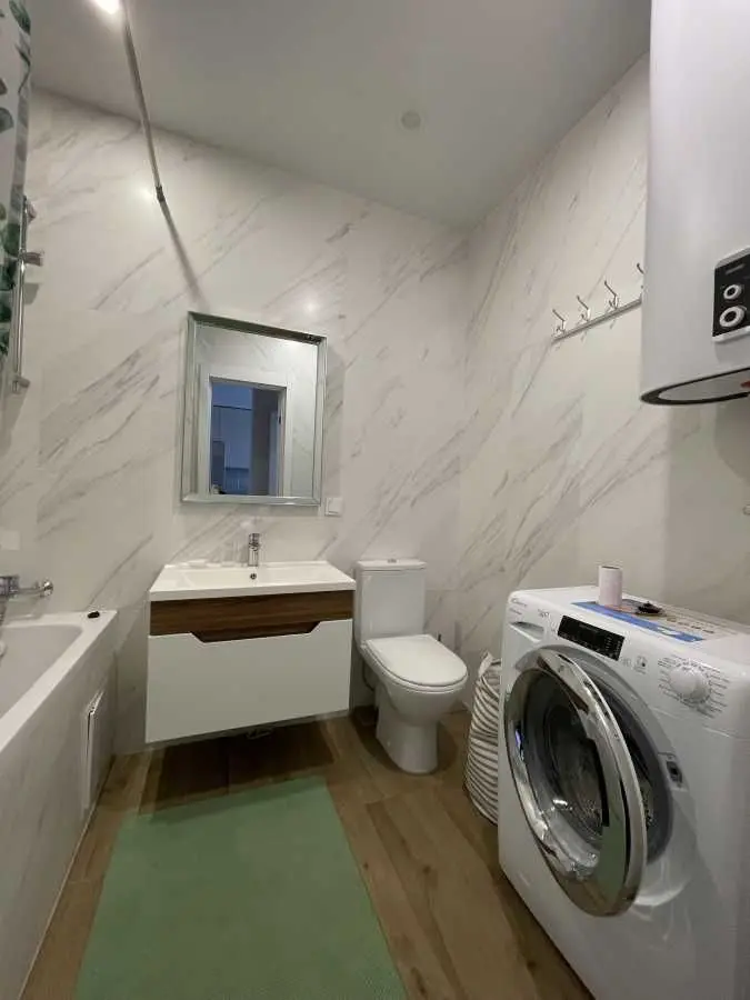 Фото Rent a 1-room apartment, Dragomanova Street 10 Kyiv for long-term rent, price: 17000 UAH, code 6422