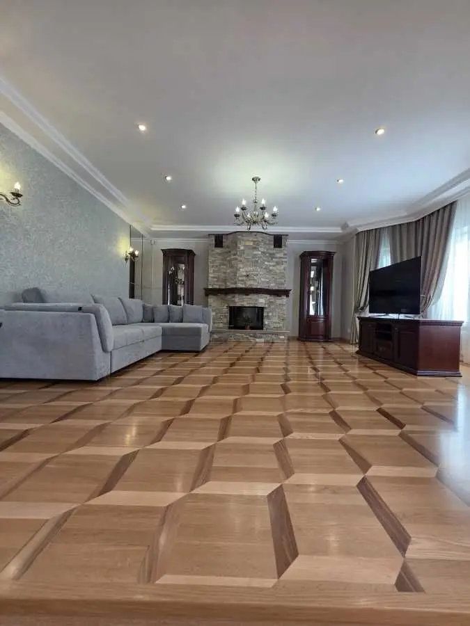 Фото Selling a house, 496 sq.m., Vokzalna Street  Bila Tserkva, price: 620000 USD, code 6430