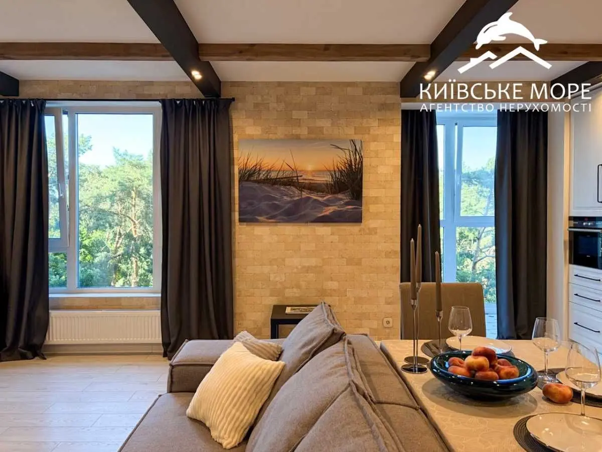 Фото Selling a 3-room apartment, 90 sq.m., Voskresenska Street 18 Kyiv, price: 200000 USD, code 6433