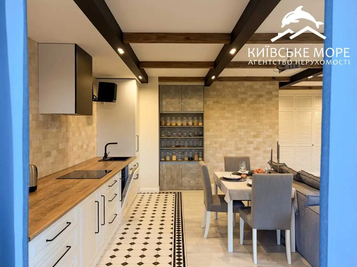 Фото Selling a 3-room apartment, 90 sq.m., Voskresenska Street 18 Kyiv, price: 200000 USD, code 6433