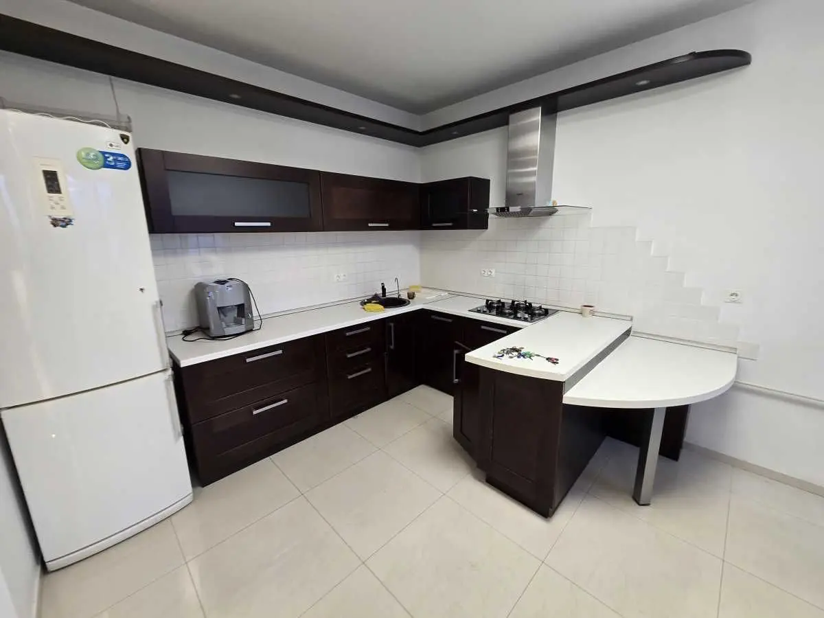 Фото Selling a 4-room apartment, 160.2 sq.m., Raisy Okipnoi Street 4 Kyiv, price: 189500 USD, code 6435