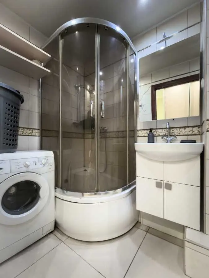 Фото Продаю 1 кімнатну квартиру, 36 кв. м, Райдужна вул. 69 Київ, ціна: 48000 USD, код 6437