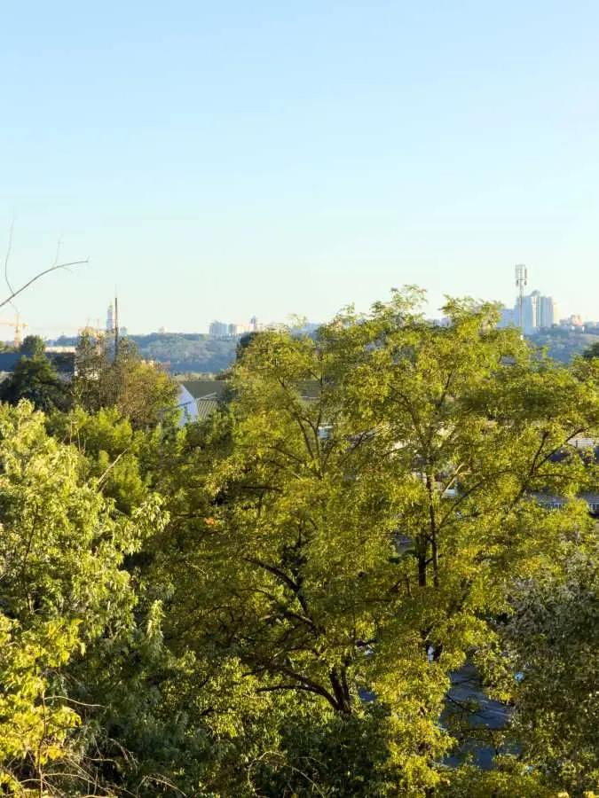 Фото Продаю 1 кімнатну квартиру, 36 кв. м, Райдужна вул. 69 Київ, ціна: 48000 USD, код 6437