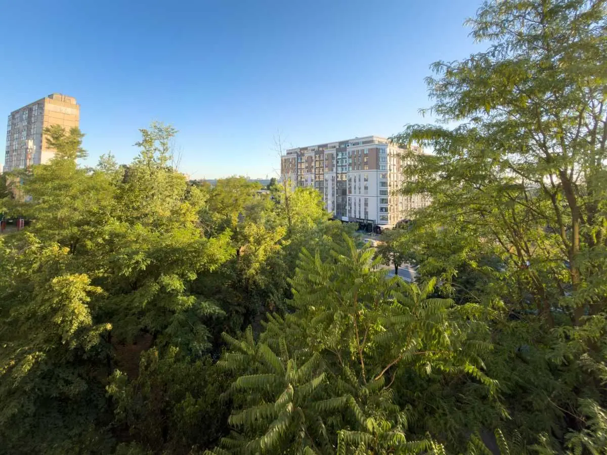 Фото Продаю 1 кімнатну квартиру, 36 кв. м, Райдужна вул. 69 Київ, ціна: 48000 USD, код 6437