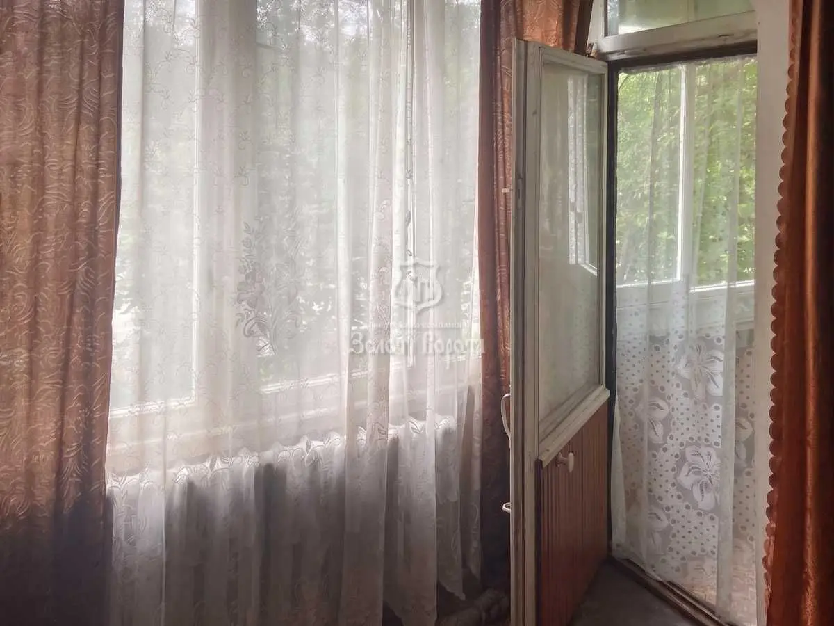 Фото Selling a 1-room apartment, 33.5 sq.m., Marshala Konieva Street  Kyiv, price: 33000 USD, code 6438