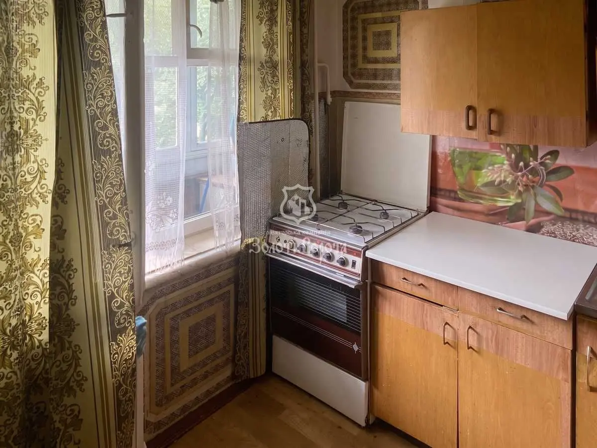 Фото Selling a 1-room apartment, 33.5 sq.m., Marshala Konieva Street  Kyiv, price: 33000 USD, code 6438