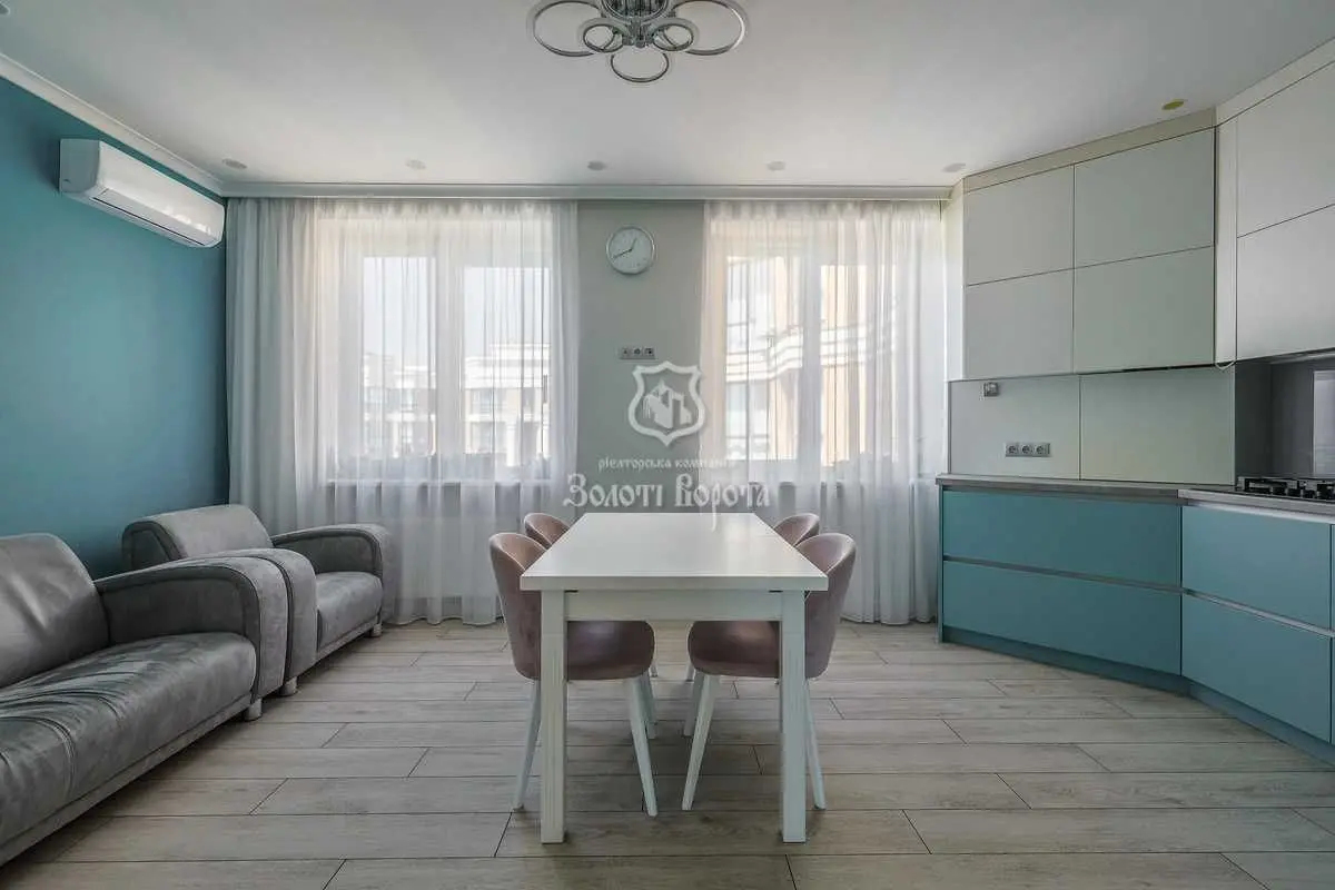 Фото Продаю 5 кімнатну квартиру, 98.3 кв. м, Софіївська Борщагівка, ціна: 185000 USD, код 6444