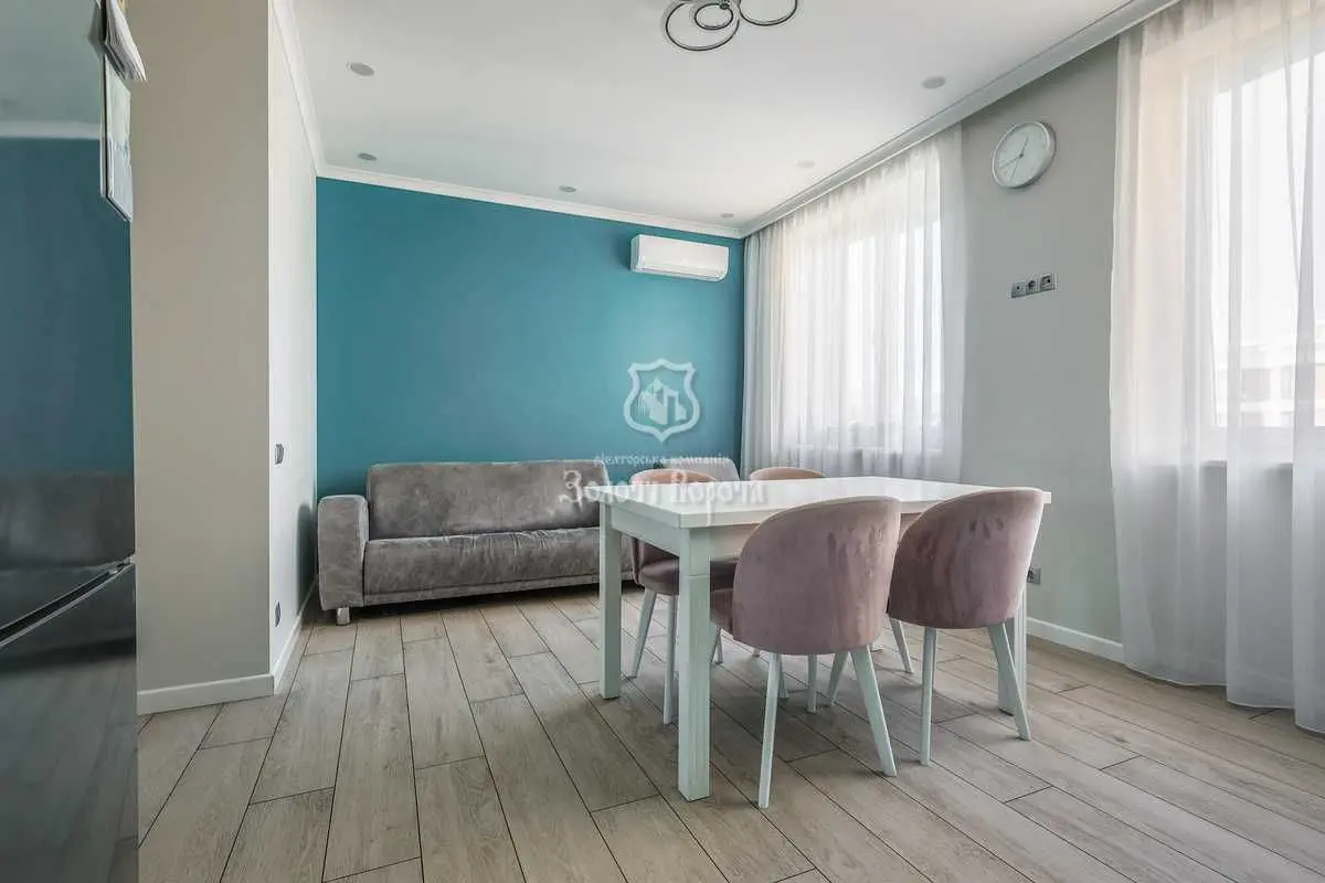 Фото Продаю 5 кімнатну квартиру, 98.3 кв. м, Софіївська Борщагівка, ціна: 185000 USD, код 6444
