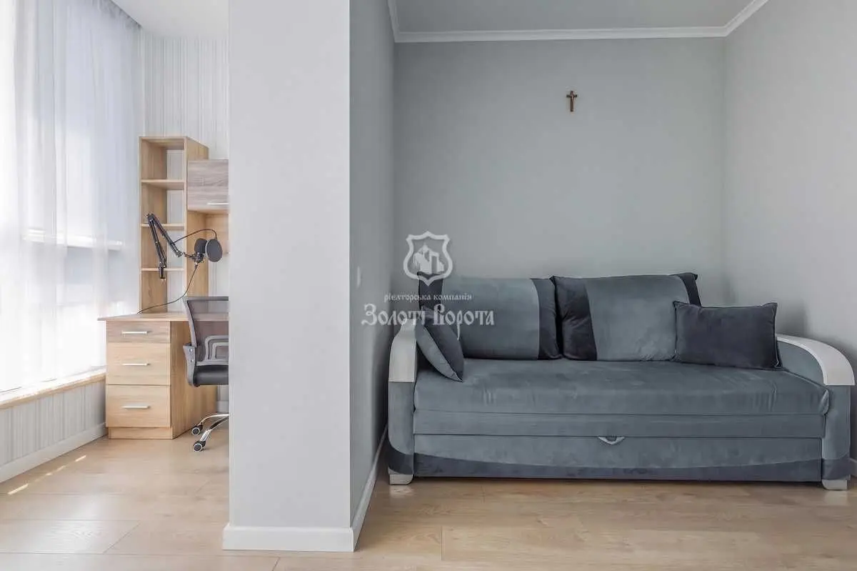 Фото Продаю 5 кімнатну квартиру, 98.3 кв. м, Софіївська Борщагівка, ціна: 185000 USD, код 6444