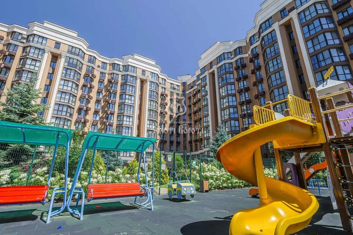 Фото Продаю 5 кімнатну квартиру, 98.3 кв. м, Софіївська Борщагівка, ціна: 185000 USD, код 6444