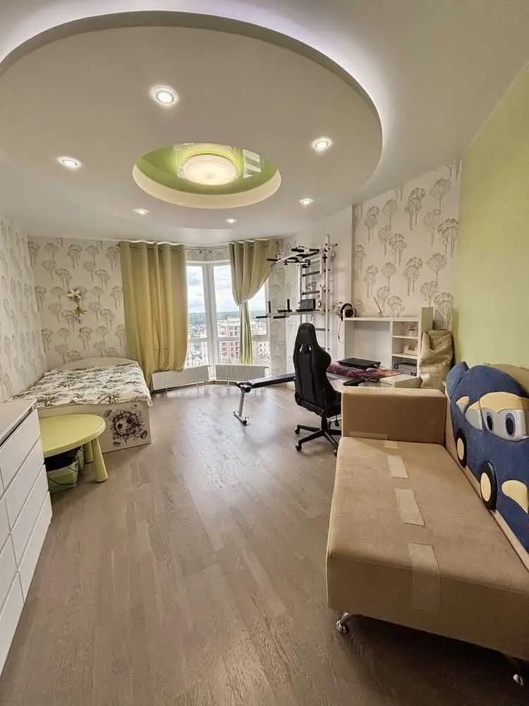 Фото Selling a 2-room apartment, 84 sq.m., Viacheslava Chornovola Street 11 Brovary, price: 119000 USD, code 6452