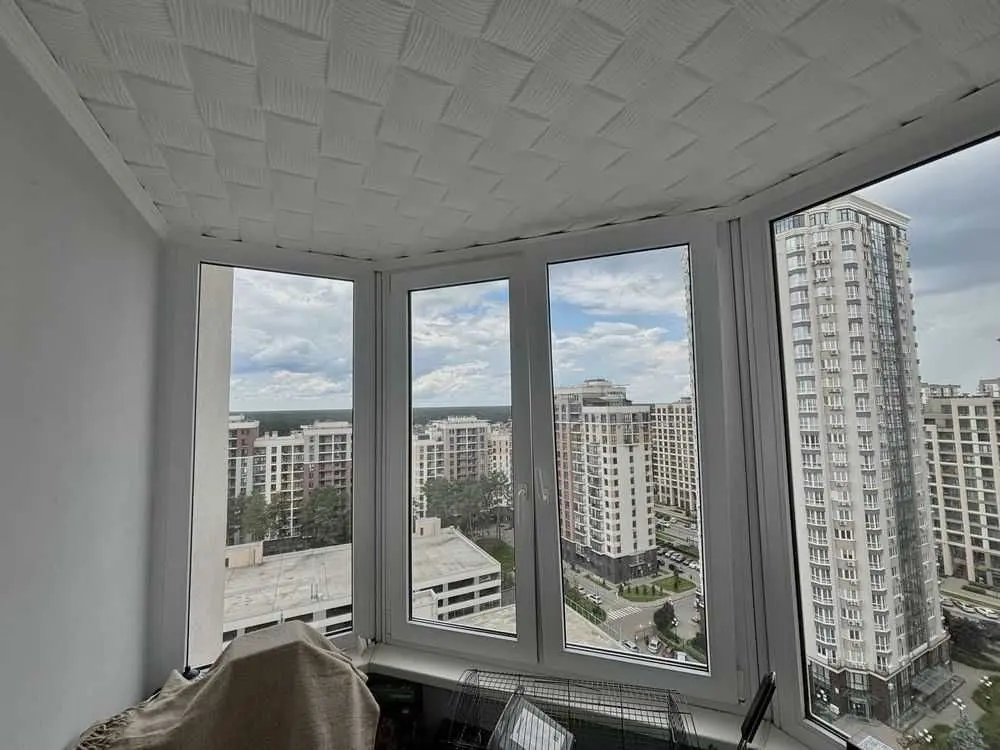 Фото Selling a 2-room apartment, 84 sq.m., Viacheslava Chornovola Street 11 Brovary, price: 119000 USD, code 6452