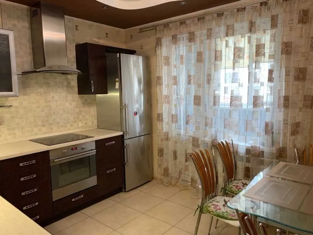 Фото Selling a 2-room apartment, 72.73 sq.m., European Square  Kyiv, price: 110000 USD, code 6453