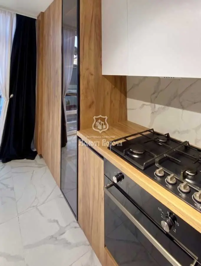 Фото Selling a 2-room apartment, 42 sq.m., Vynohradna street  Kriukivshchyna, price: 75000 USD, code 6457