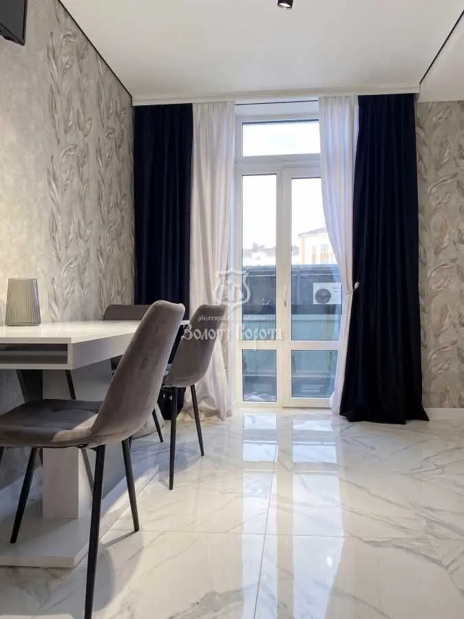 Фото Selling a 2-room apartment, 42 sq.m., Vynohradna street  Kriukivshchyna, price: 75000 USD, code 6457