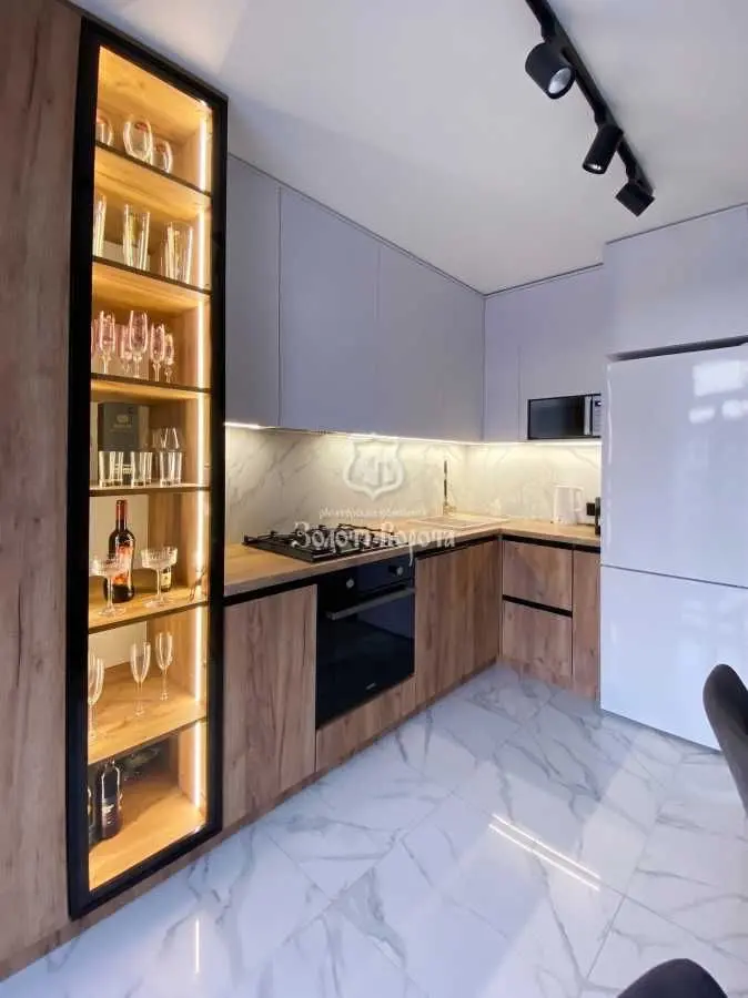 Фото Selling a 2-room apartment, 42 sq.m., Vynohradna street  Kriukivshchyna, price: 75000 USD, code 6457