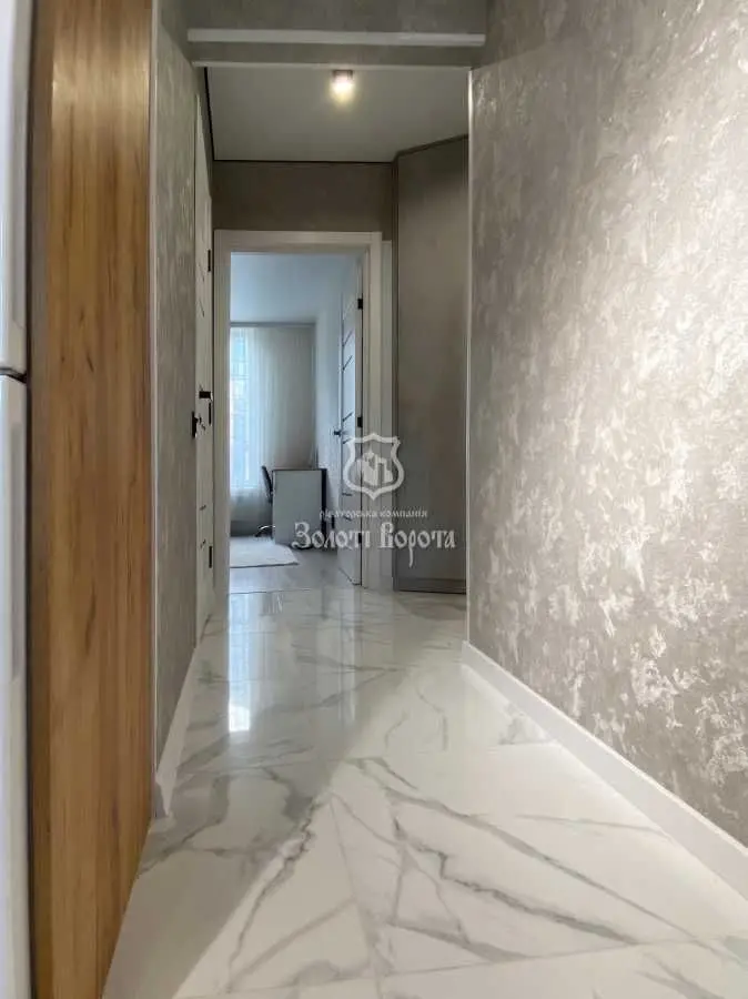 Фото Selling a 2-room apartment, 42 sq.m., Vynohradna street  Kriukivshchyna, price: 75000 USD, code 6457