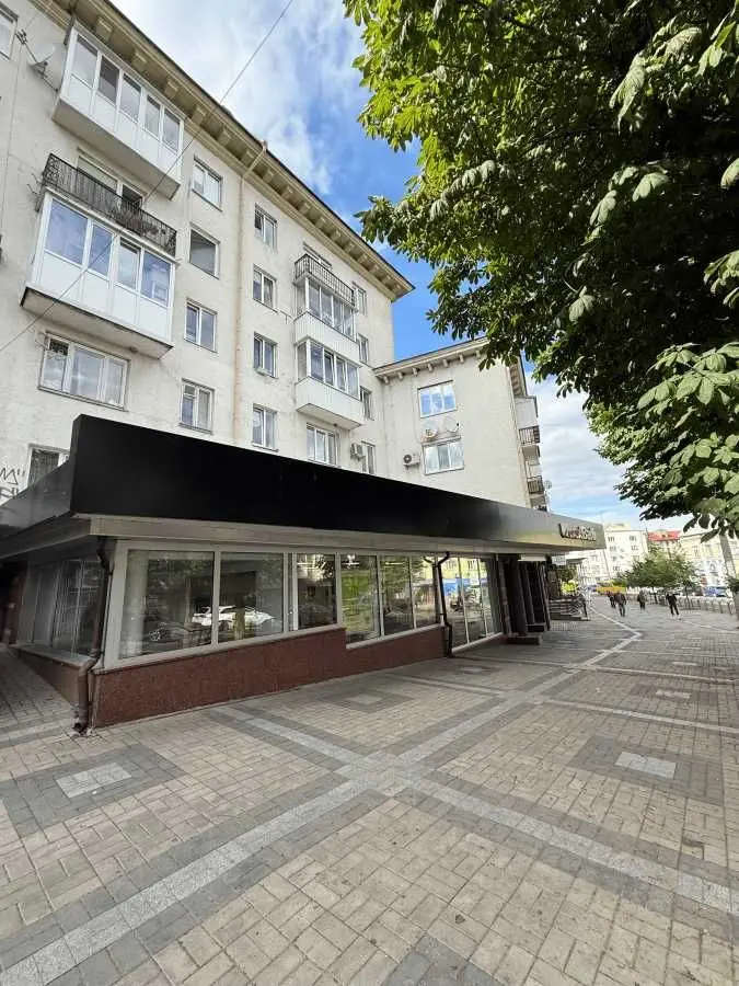 Фото Rent a retail space, Vynnychenka Street 25 Lutsk for long-term rent, price: 100 UAH, code 6464