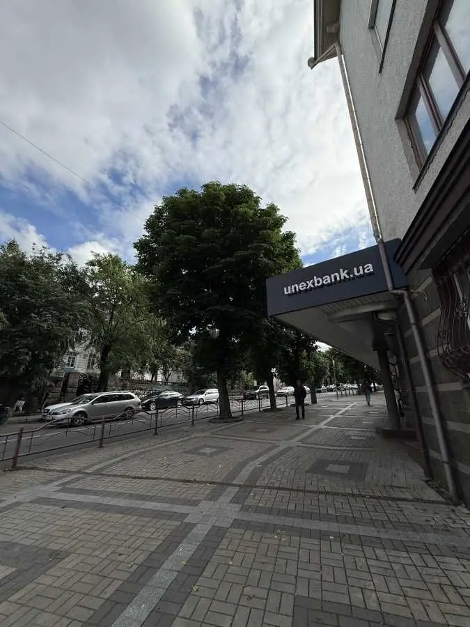 Фото Rent a retail space, Vynnychenka Street 25 Lutsk for long-term rent, price: 100 UAH, code 6464