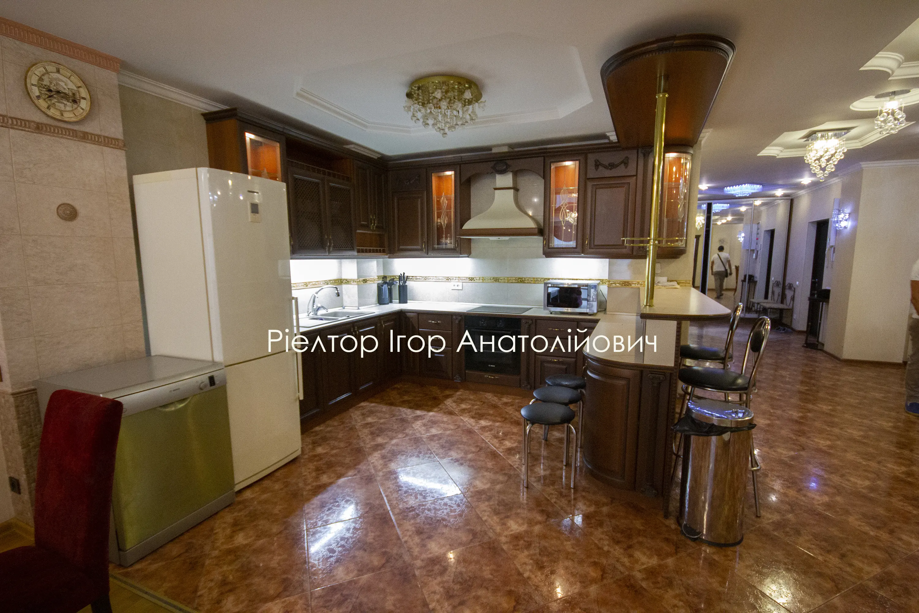 Фото Rent a 3-room apartment, Observatornyi Lane 2/6 Odesa for long-term rent, price: 750 $, code 6470