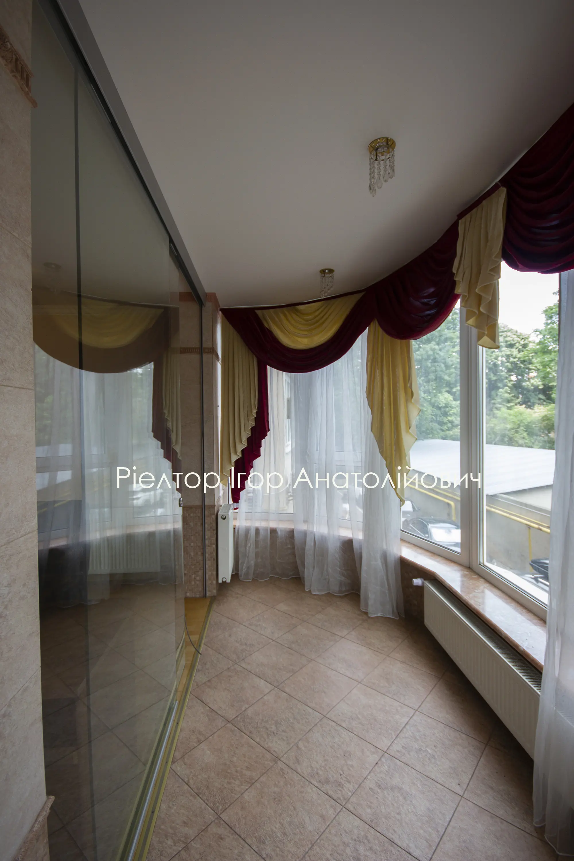 Фото Rent a 3-room apartment, Observatornyi Lane 2/6 Odesa for long-term rent, price: 750 $, code 6470