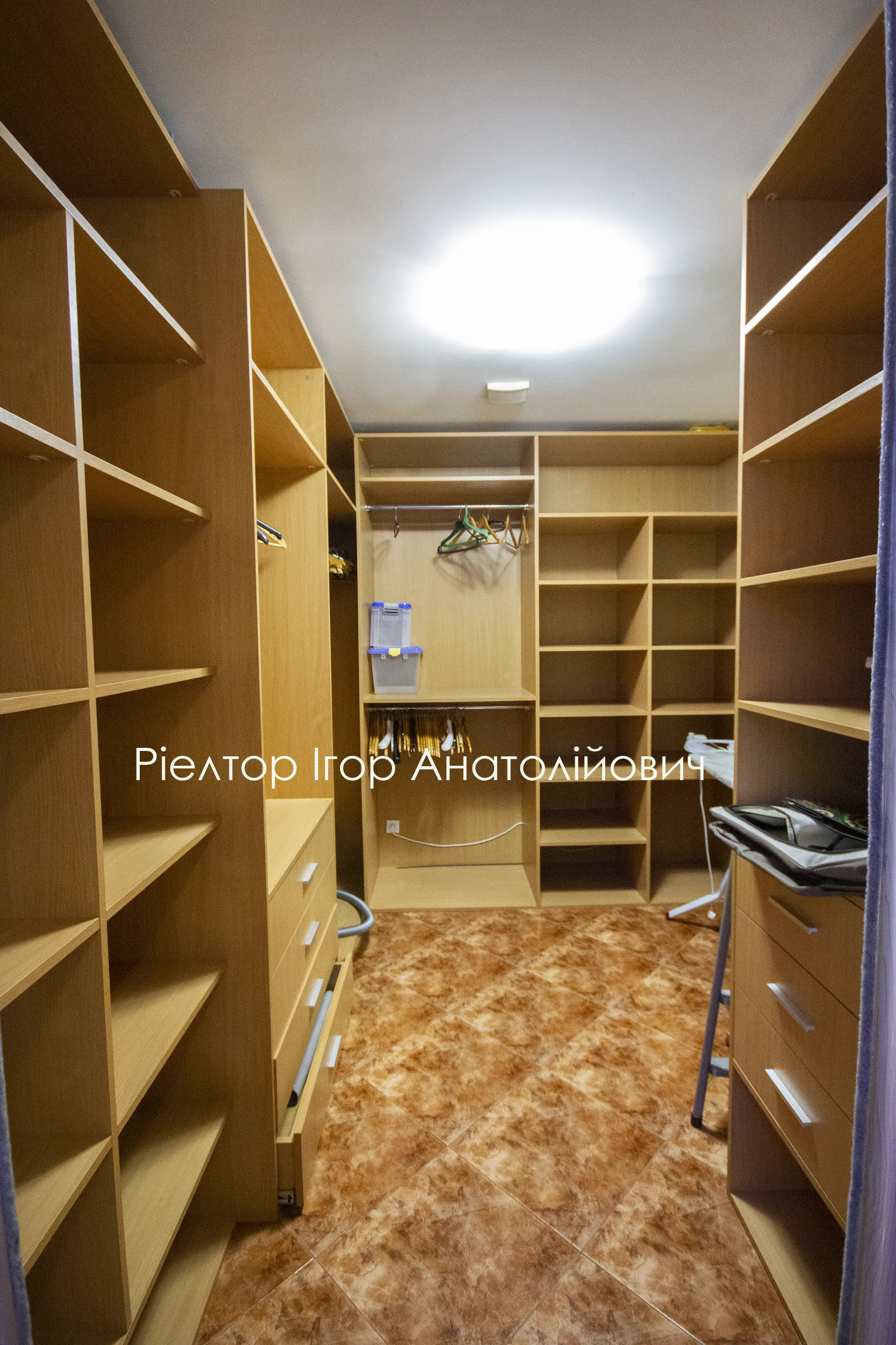 Фото Rent a 3-room apartment, Observatornyi Lane 2/6 Odesa for long-term rent, price: 750 $, code 6470