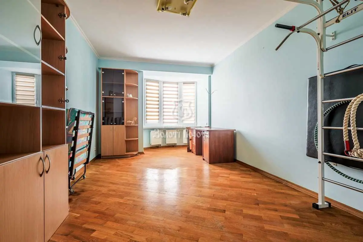 Фото Продаю 4 кімнатну квартиру, 128.4 кв. м, Михайла Котельникова вул. 1 Київ, ціна: 144000 USD, код 6474