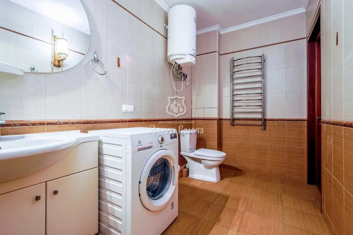 Фото Продаю 4 кімнатну квартиру, 128.4 кв. м, Михайла Котельникова вул. 1 Київ, ціна: 144000 USD, код 6474