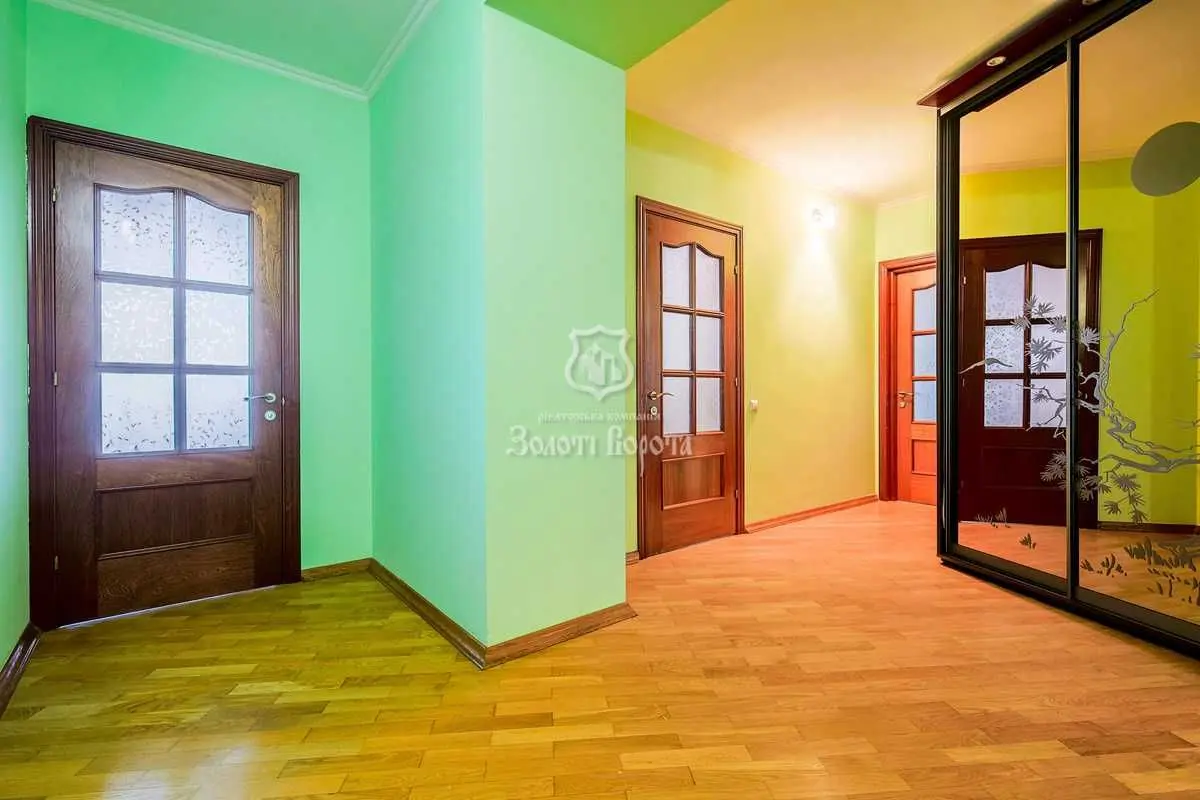 Фото Продаю 4 кімнатну квартиру, 128.4 кв. м, Михайла Котельникова вул. 1 Київ, ціна: 144000 USD, код 6474