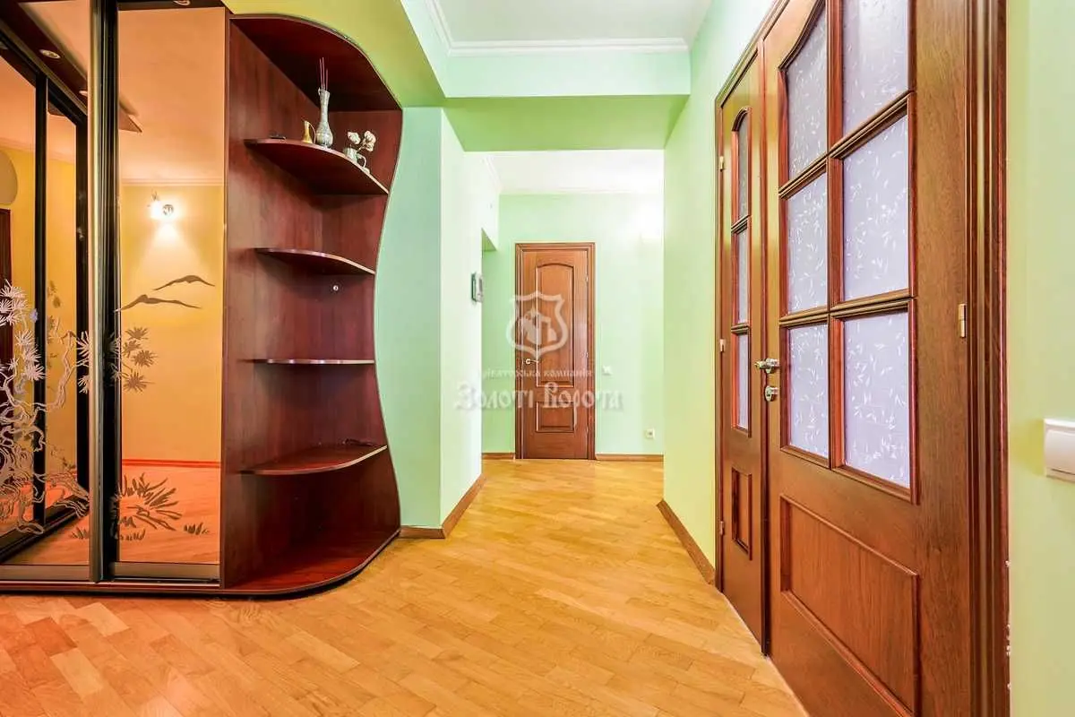 Фото Продаю 4 кімнатну квартиру, 128.4 кв. м, Михайла Котельникова вул. 1 Київ, ціна: 144000 USD, код 6474