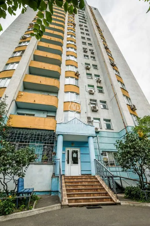 Фото Продаю 4 кімнатну квартиру, 128.4 кв. м, Михайла Котельникова вул. 1 Київ, ціна: 144000 USD, код 6474