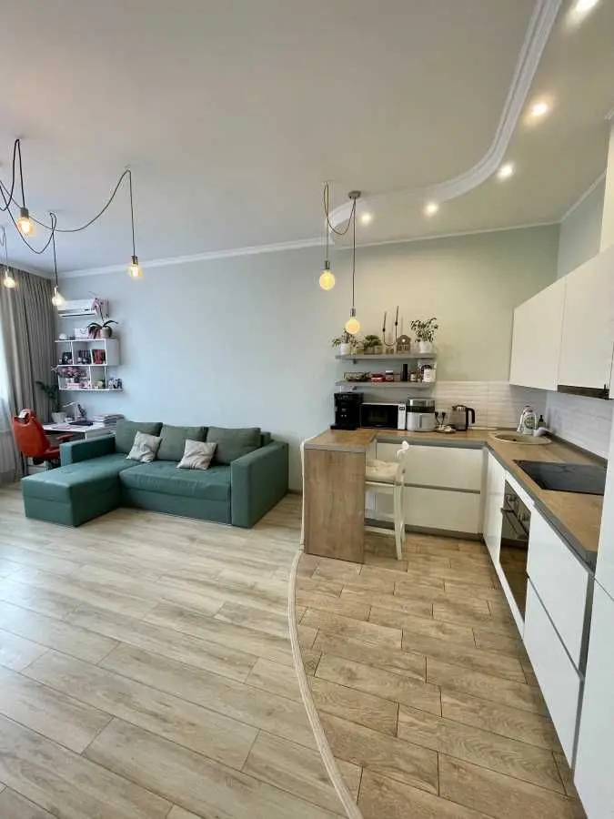 Фото Продаю 1 кімнатну квартиру, 54 кв. м, Деміївська вул. 13 Київ, ціна: 148000 USD, код 6479