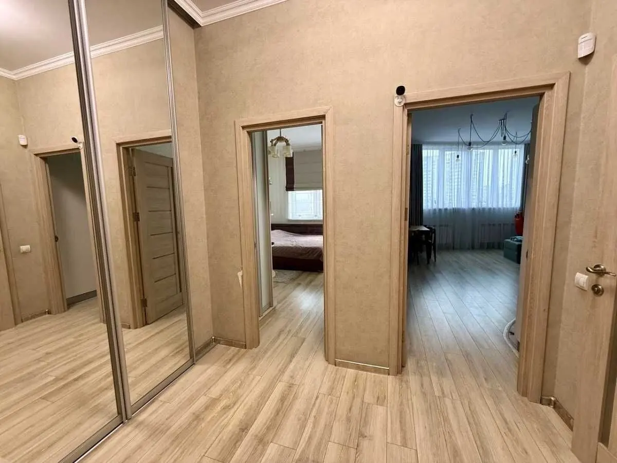 Фото Продаю 1 кімнатну квартиру, 54 кв. м, Деміївська вул. 13 Київ, ціна: 148000 USD, код 6479