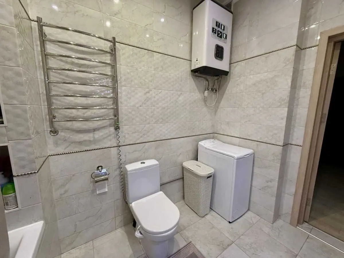 Фото Продаю 1 кімнатну квартиру, 54 кв. м, Деміївська вул. 13 Київ, ціна: 148000 USD, код 6479