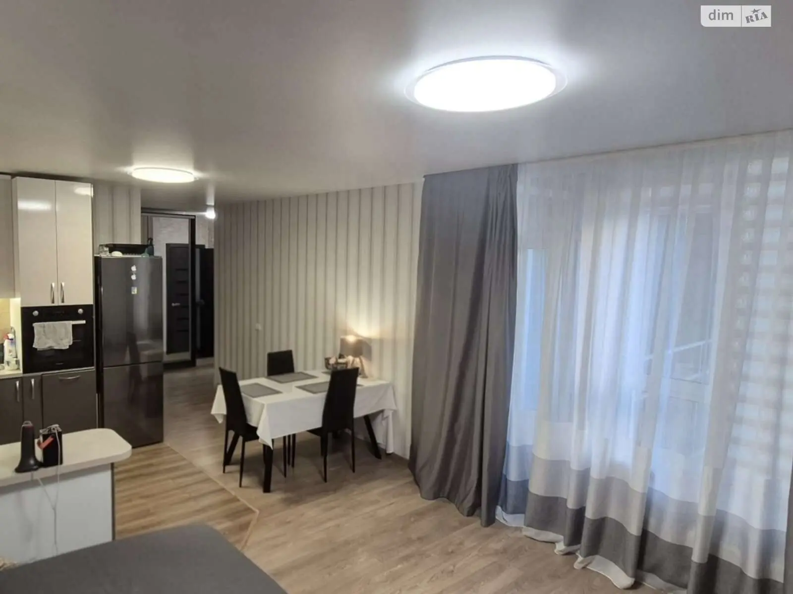 Фото Selling a 2-room apartment, 71.3 sq.m., Sobornosti avenue 17 к.2 Kyiv, price: 150000 $, code 6481
