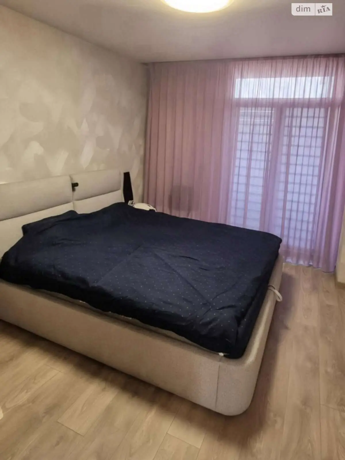 Фото Selling a 2-room apartment, 71.3 sq.m., Sobornosti avenue 17 к.2 Kyiv, price: 150000 $, code 6481