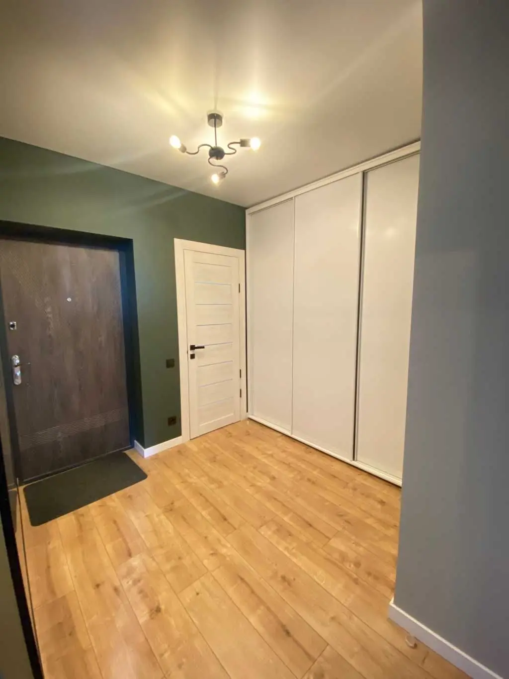 Фото Selling a 1-room apartment, 42 sq.m., Vyhovskoho Street  Irpin, price: 68500 USD, code 6490