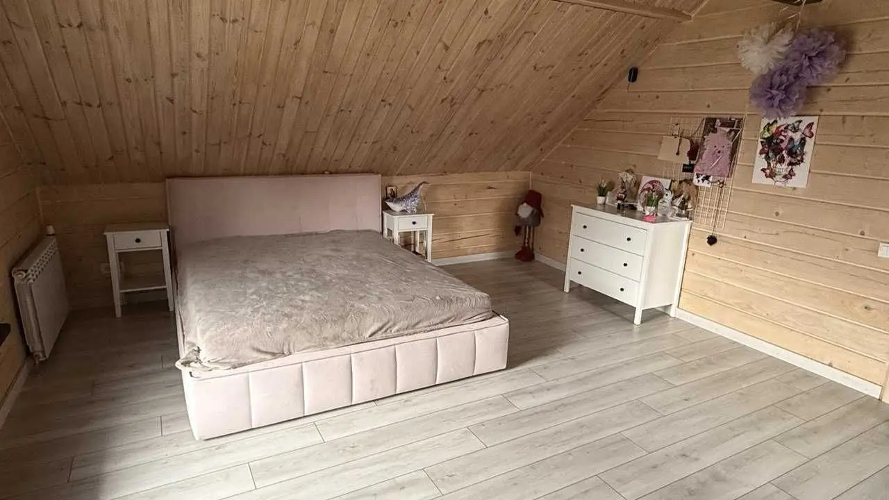 Фото Продаю будинок, 300 кв. м, Деснянська вул.  Рожни, ціна: 255000 USD, код 6493