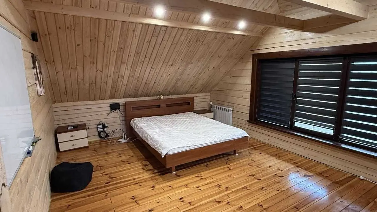 Фото Продаю будинок, 300 кв. м, Деснянська вул.  Рожни, ціна: 255000 USD, код 6493