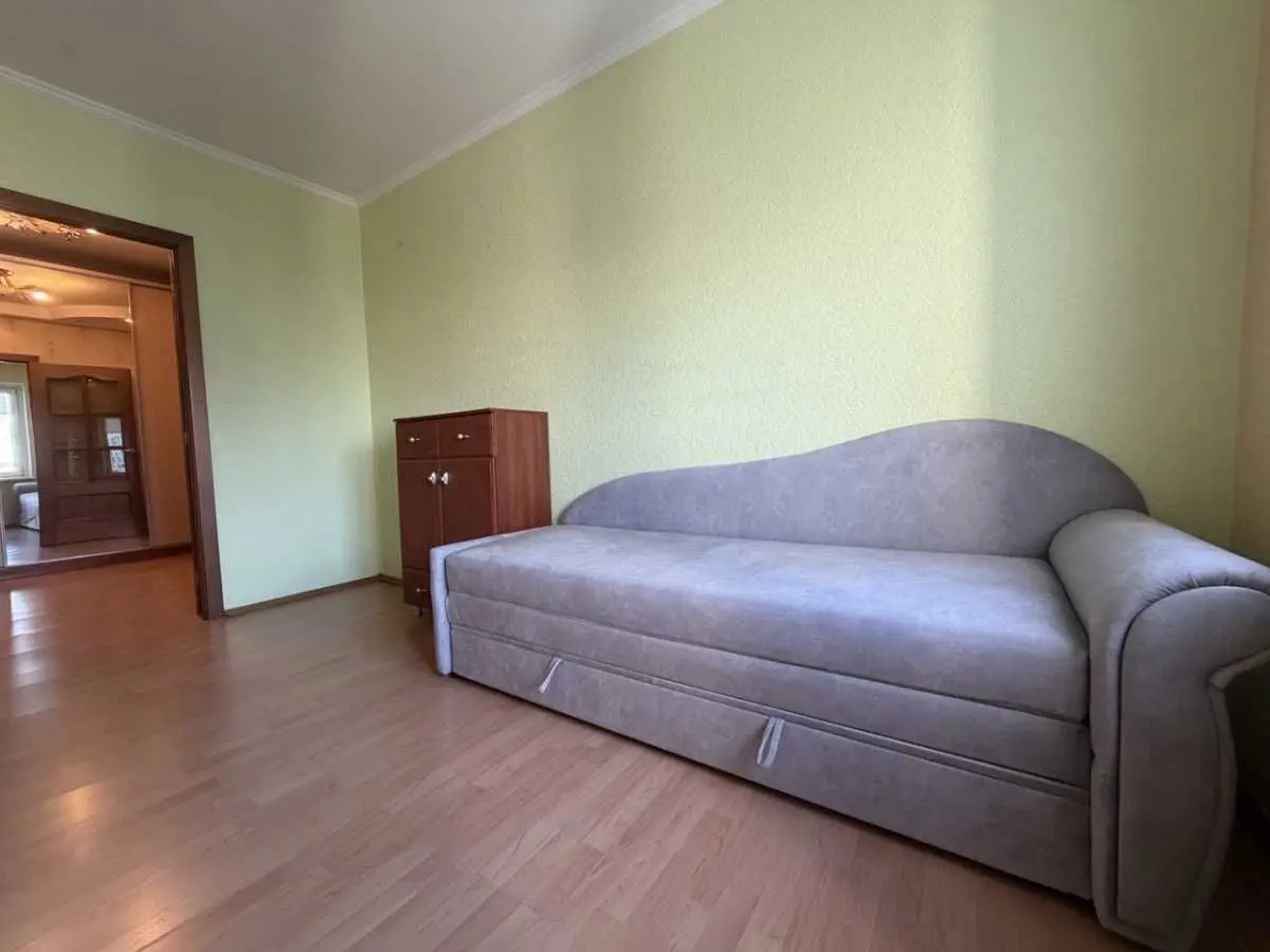Фото Зняти 3 кімнатну квартиру, Машинобудівників вул. 15а Вишневе в довгострокову оренду, ціна: 20000 UAH, код 6495