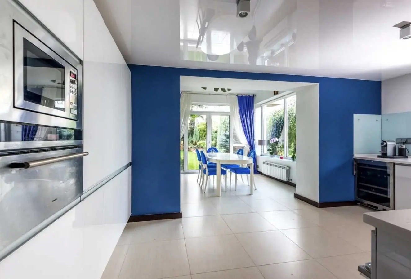 Фото Продаю дом, 260 кв. м, Святищенская ул. (Терешковой)  Киев, цена: 230000 USD, код 6496