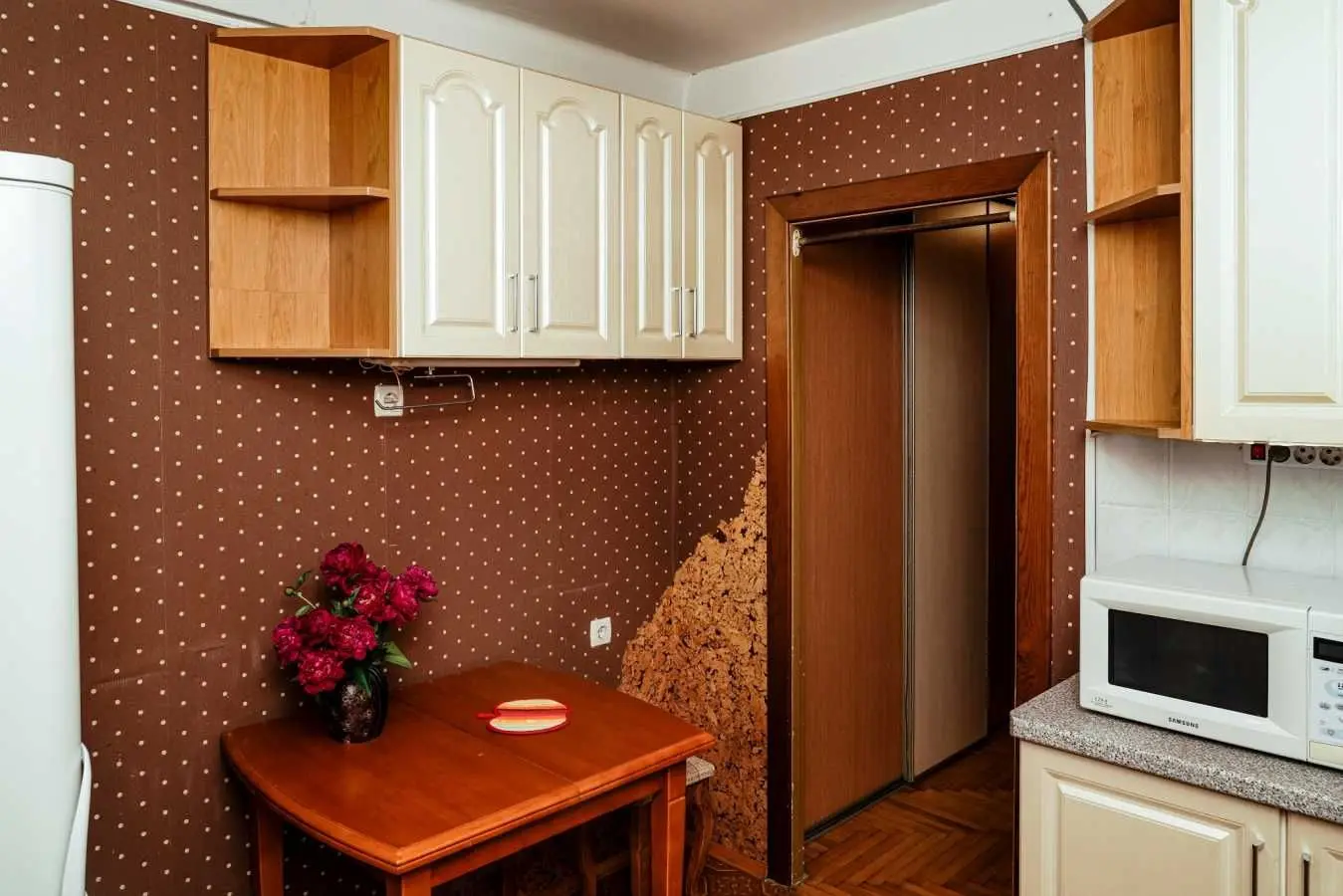 Фото Selling a 2-room apartment, 67.8 sq.m., Tuluzy Street 26 Kyiv, price: 69000 USD, code 6497
