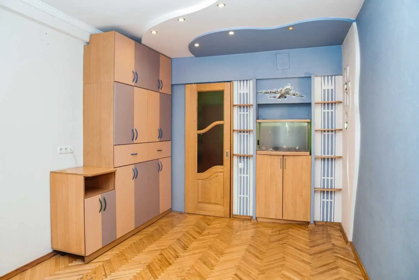Фото Selling a 2-room apartment, 67.8 sq.m., Tuluzy Street 26 Kyiv, price: 69000 USD, code 6497