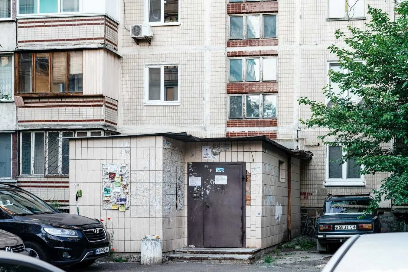 Фото Selling a 2-room apartment, 67.8 sq.m., Tuluzy Street 26 Kyiv, price: 69000 USD, code 6497