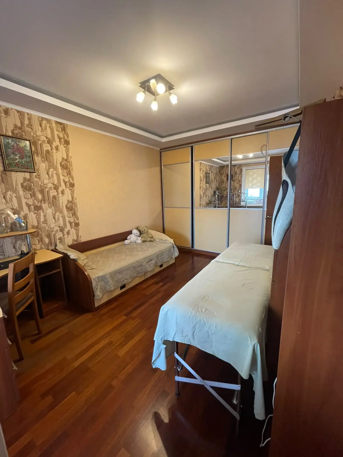 Фото Продаю 4 кімнатну квартиру, 142.2 кв. м, Голосіївський просп. (40-річчя Жовтня) 68 Київ, ціна: 300000 EUR, код 6506