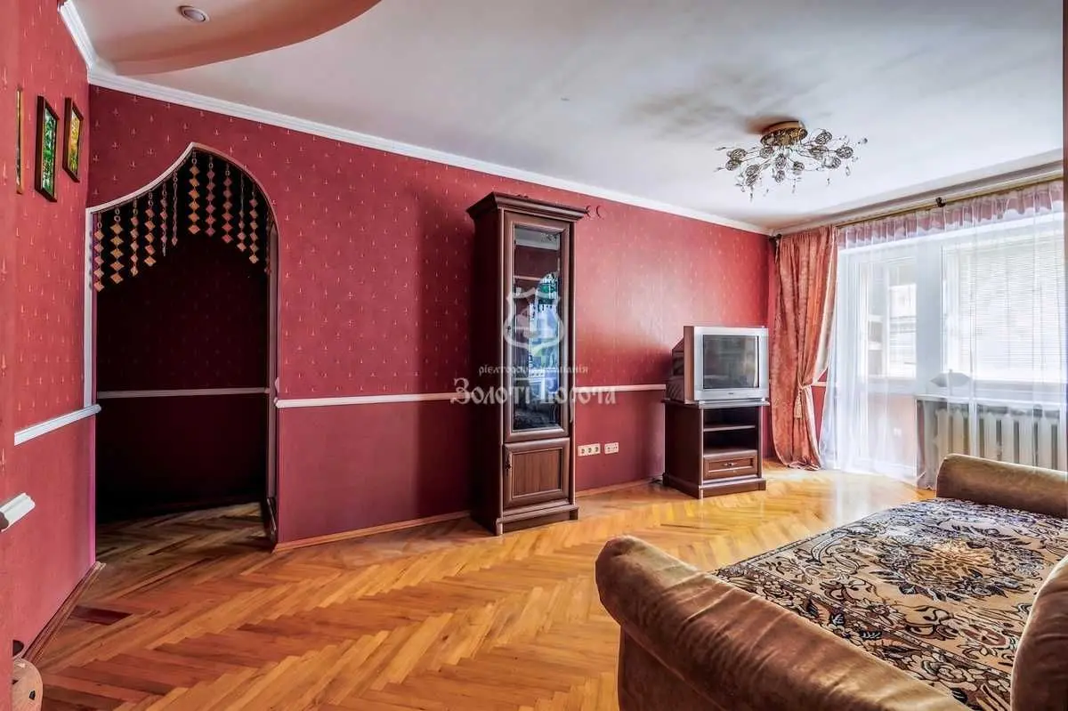 Фото Продаю 3 кімнатну квартиру, 57.25 кв. м, Академіка Каблукова вул. 9 Київ, ціна: 72000 USD, код 6508
